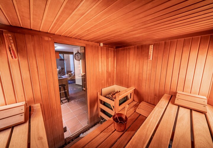Sauna mit Aufgusseimer