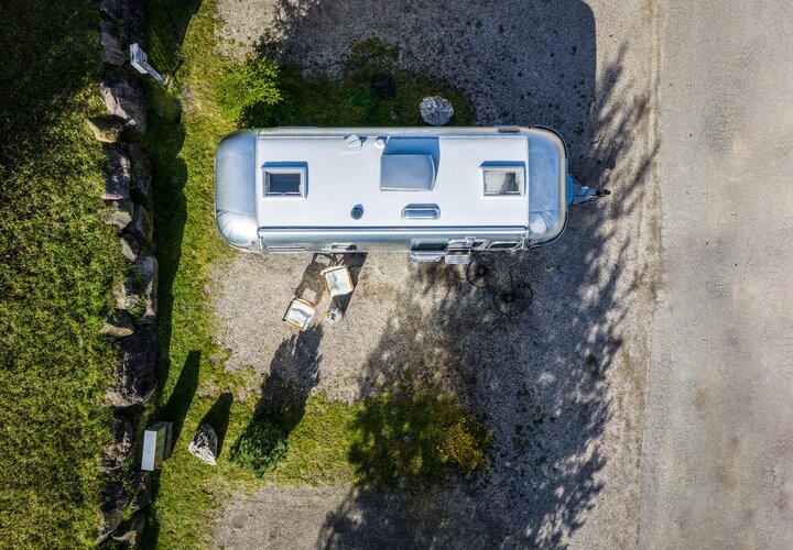 Drohnenaufnahme Wohnwagen
